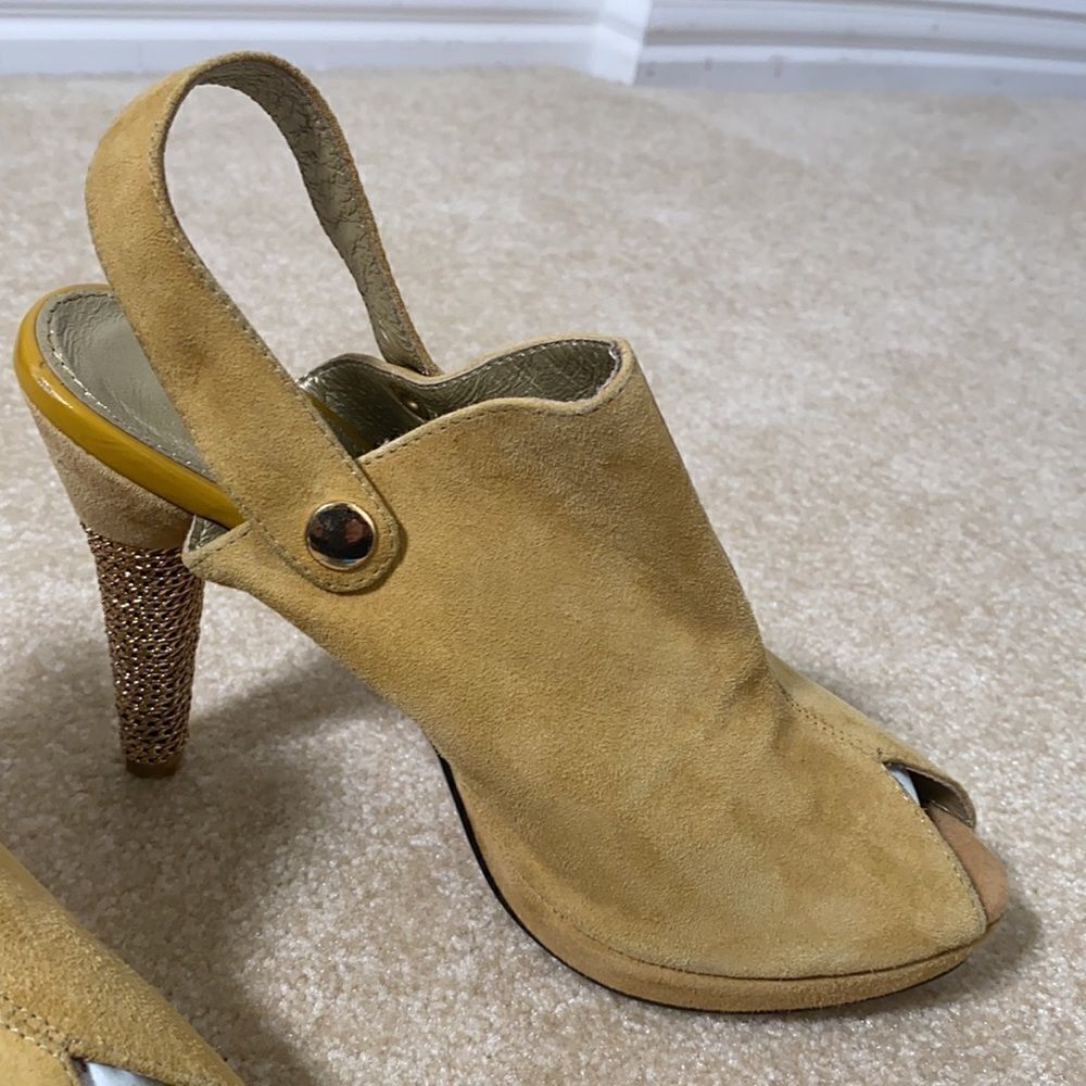 Women’s Suede Peep Toe High Heels with Chain Like Heel design - Picture 8 of 14
